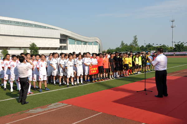 “蛟龍港?企業(yè)夢(mèng)想杯”足球賽 川開(kāi)集團(tuán)足球隊(duì)挺進(jìn)八強(qiáng)