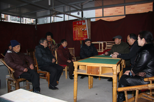 集團(tuán)黨委、工會為退休職工送溫暖