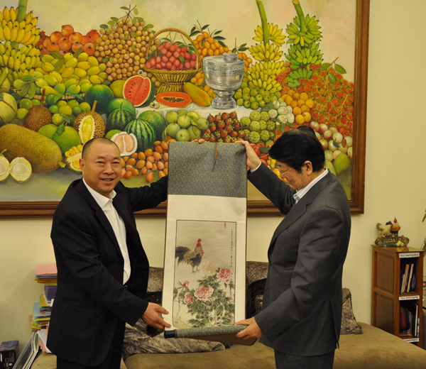 簡(jiǎn)興福主席赴柬埔寨考察