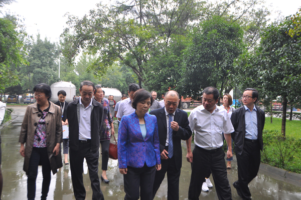 廠務(wù)公開暖人心，民主管理促發(fā)展